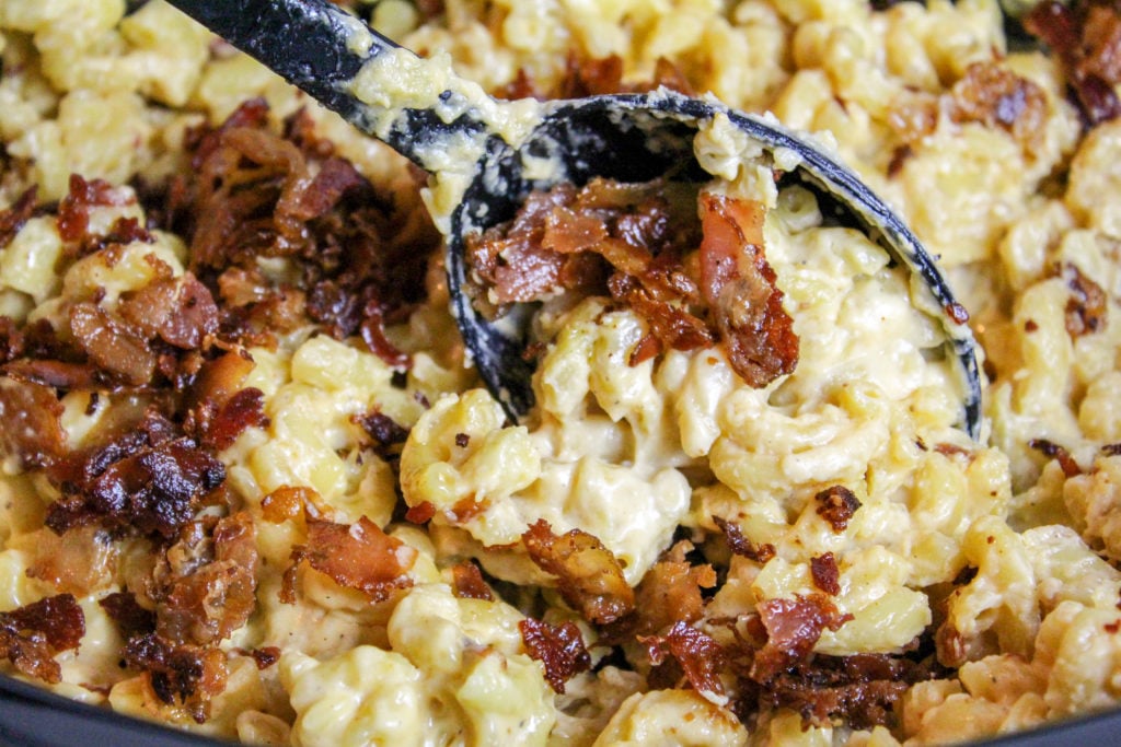 mac and cheese in a slow cooker
